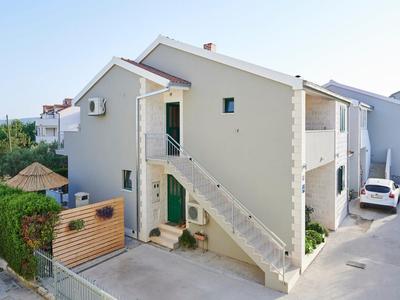 Apartments Vujina