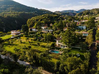 Villa dei Lauri - villa vista lago con piscina