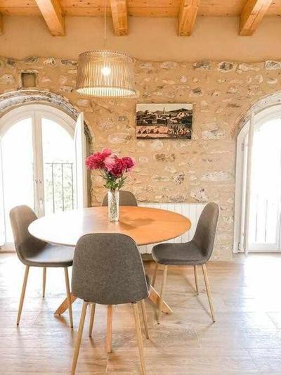 Ganganell Àtic. Apartamento con terraza en Besalú