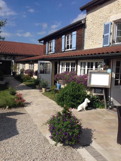 Logis Hotel La Grange Du Relais