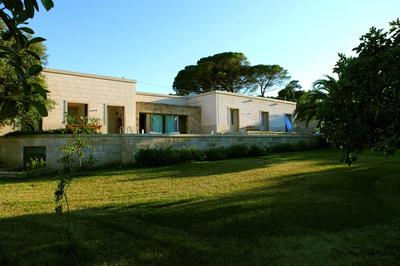 Casa Dell'Arco