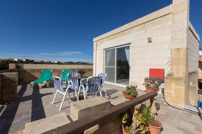Authentic Gozitan House sleeping up to 21!