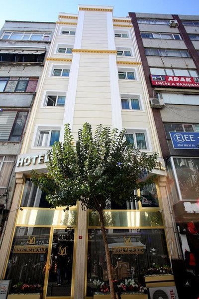 Metrolux Hotel