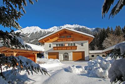 Wurzerhof Ratschings, ruhige Ferienwohnungen am Bauernhof mit Bergblick nahe Wander- & Skigebiet