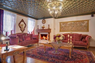 ARCHONTARIKI Historic Boutique Hotel