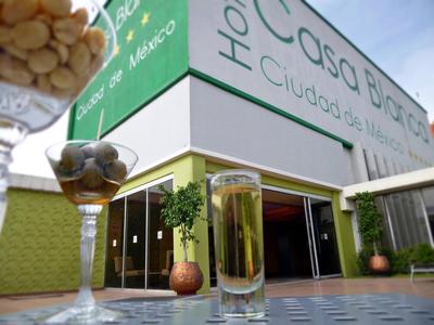 Hotel Casa Blanca