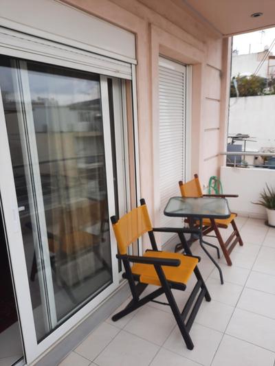 One bedroom apartment new with large living room