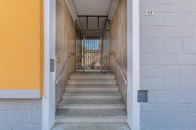 GuestHost - a 500 mt dalla Certosa Apartment