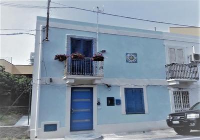 Casa Vacanza A Casa di Gio' n 52 contrada Mezzacampa località Messina