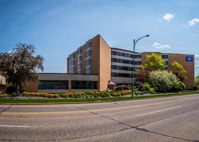 Hotel Mead Resorts & Conventions Center