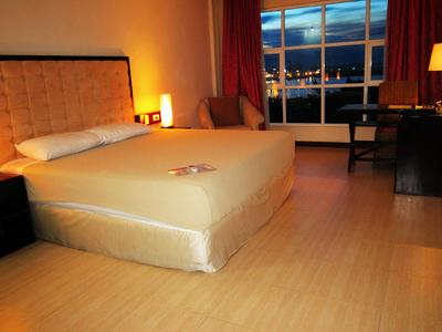 Cebu Dulcinea Hotel and Suites-MACTAN AIRPORT HOTEL