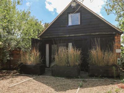 Broadford Barn - Barn conversion in picturesque village