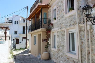Kiratsos House