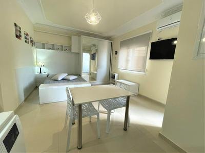 Studio apartment by sea