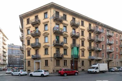 Colourful & Cozy Apartment Cenisia