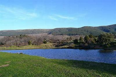 hostal Decerca Prádena