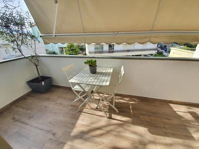 Tony's suite with parking