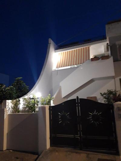 Appartamento rifinito con vista panoramica a 50 mt dal mare
