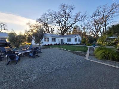 Sonoma Creek Retreat NEW LISTING