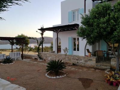Gio st Gio apartment 1 Antiparos st.Giorgio