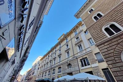 Ponte Cavour Apartment