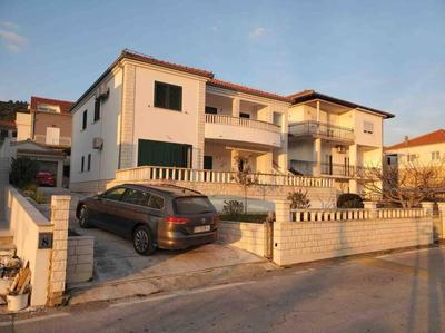 2 bedroom apartment on the coast of the Adriatic! Watermelon Marina