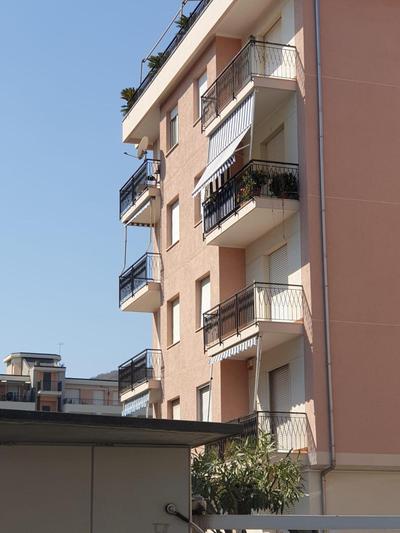 Albenga sul mare famiglie ed amici fino 10 posti