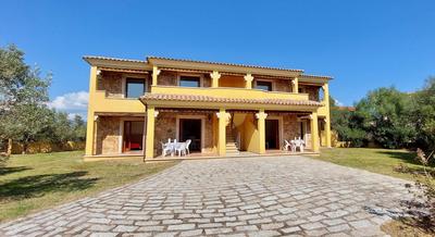 ISS Travel, Domus Pedra - 2-bedrooms apartments with air-condition