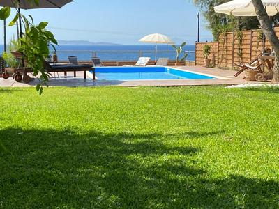 Seascape Luxury Villas