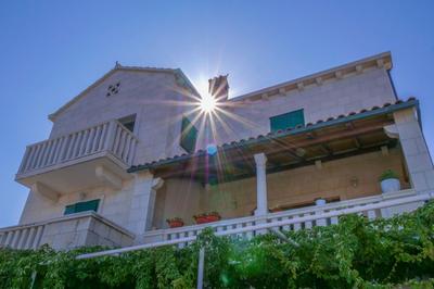 Sea view apartment