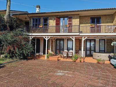 Welcoming Apartment in Fabrica di Roma – 140 sqm, Private Pool