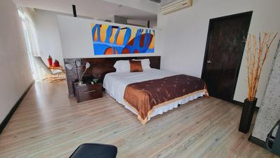 Habitat Suites Hotel By GHO Hoteles