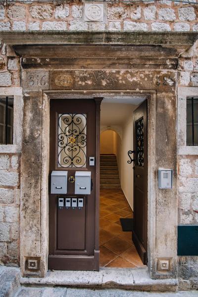 ART DECO DUBROVNIK APARTMENTS by DuHomes
