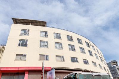 Octave Himalaya Monarch