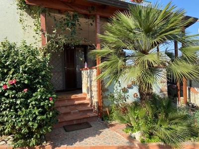 Casa Nonna Bianca- appartamento pratico a pochi minuti da Napoli