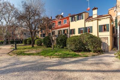 Laguna D'oro Luxury Apartments