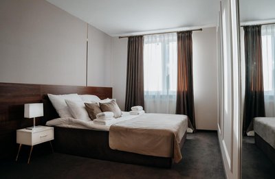 Hotel Resident