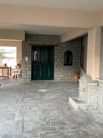 Divine Meteora Luxury midtown apartment