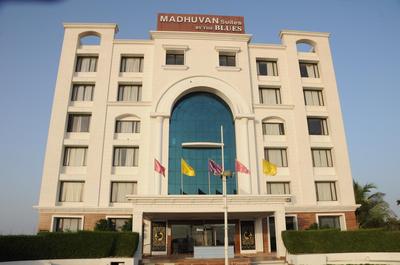 Daksh The Madhuvan Suites Dwarka