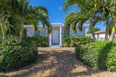 Jungle Cottage with luxury pool, hot tub and more!