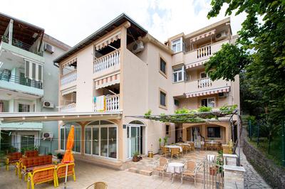 Jadran Apartments