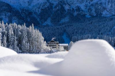 Eibsee Hotel