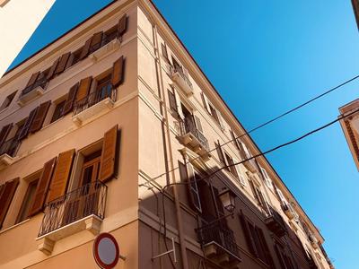 Bright Studio Cagliari 60m² + Balcony