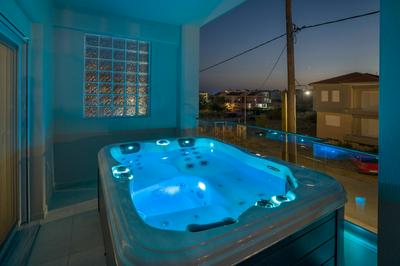 Emerald Luxury Apartments