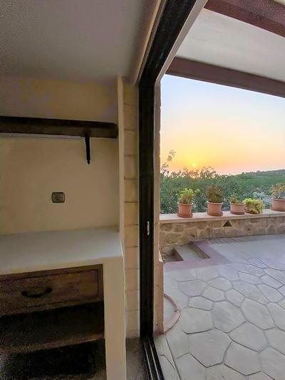 Pistachio Guesthouse, Παραδοσιακός ξενώνας