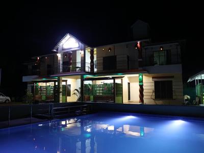 Dolphin Rooms