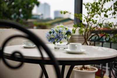 Hanoi Lakeside Premium Hotel & Travel