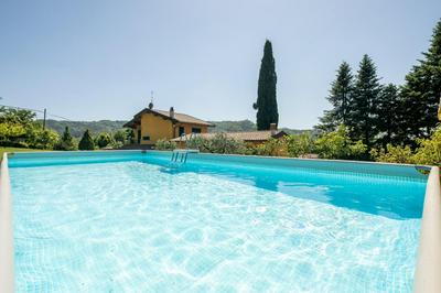 Modern apartment with 2 bedrooms Casa Perla by VacaVilla