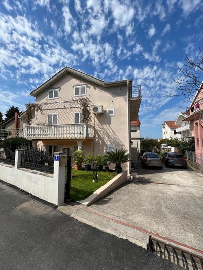 Venice Apartments