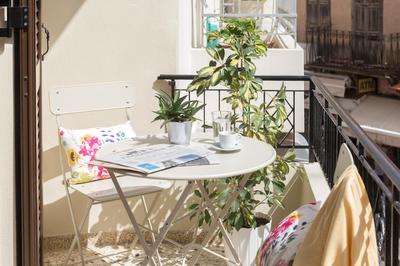 Effie's cozy old town studios